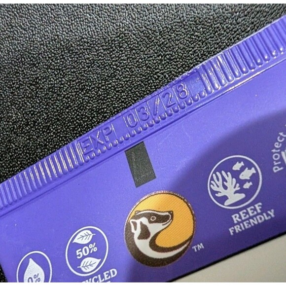 NEW Badger SPF50 Mineral Sunscreen Zinc Oxide Cruelty-Free Natural Sunblock 87ml - Picture 3 of 4